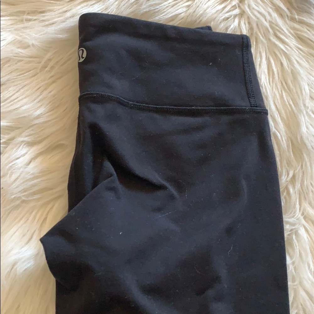 Lululemon leggings mint condition